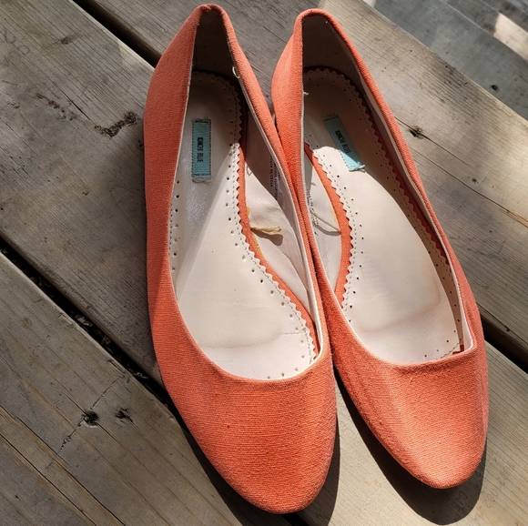 🍊 Urban Outfitters Ballet Flats - Picture 2 of 11